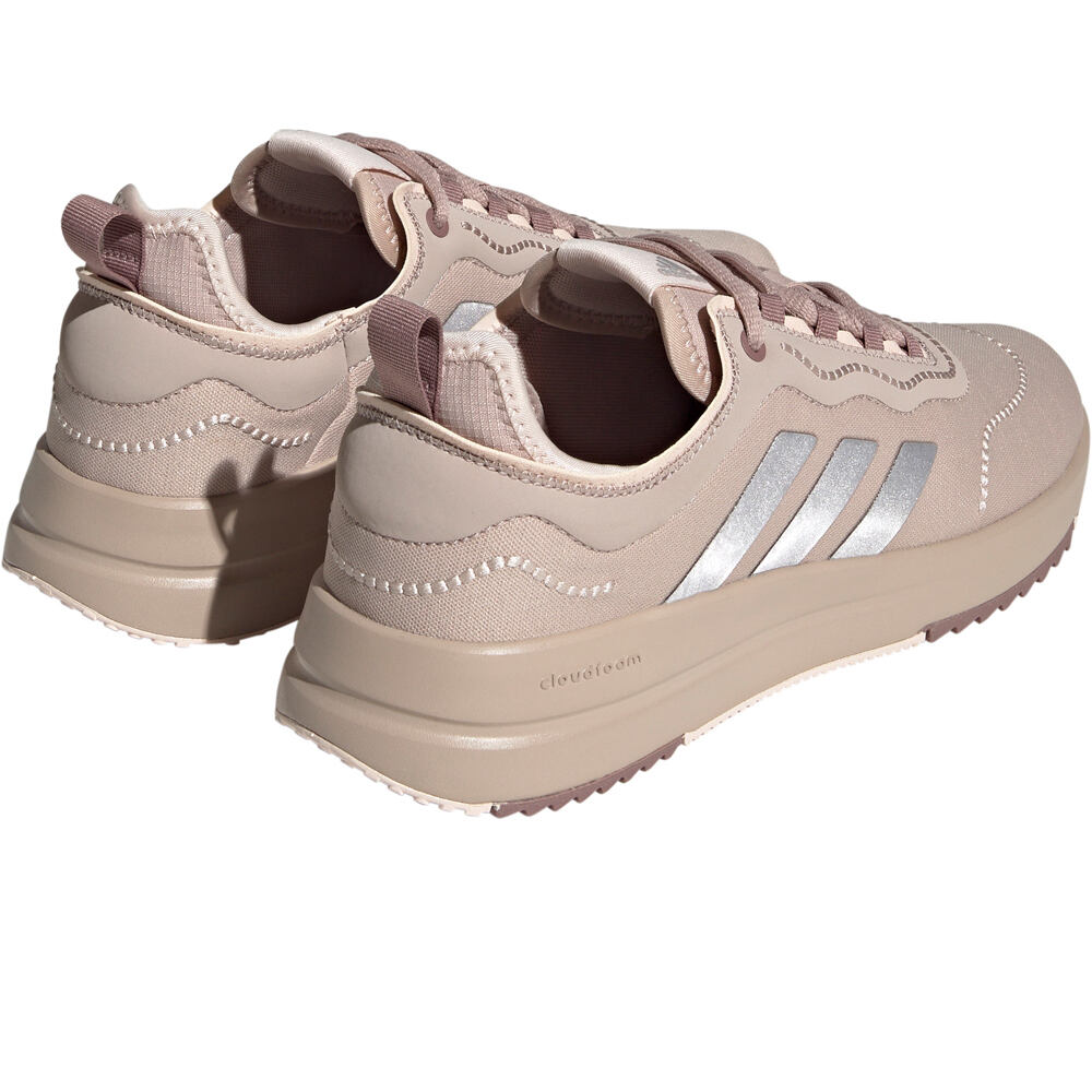 adidas zapatilla moda mujer FUKASA RUN vista trasera