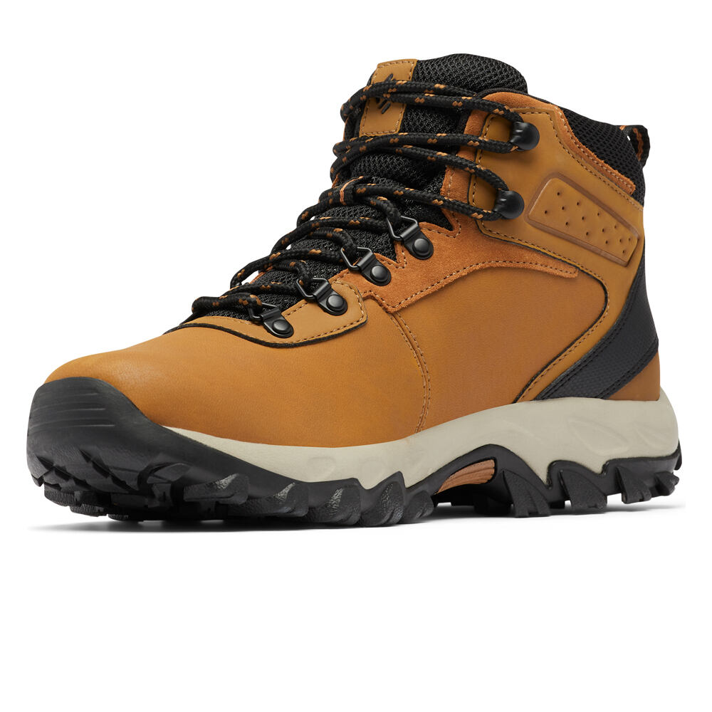 Columbia bota trekking hombre NEWTON RIDGE PLUS II WATERPROOF vista trasera