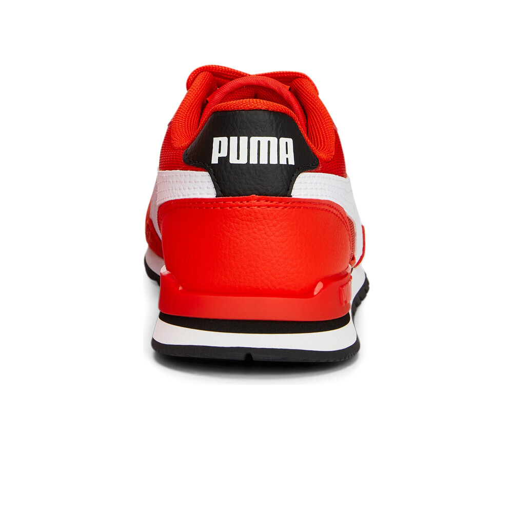 Puma zapatilla moda niño ST Runner v3 Mesh Jr vista trasera