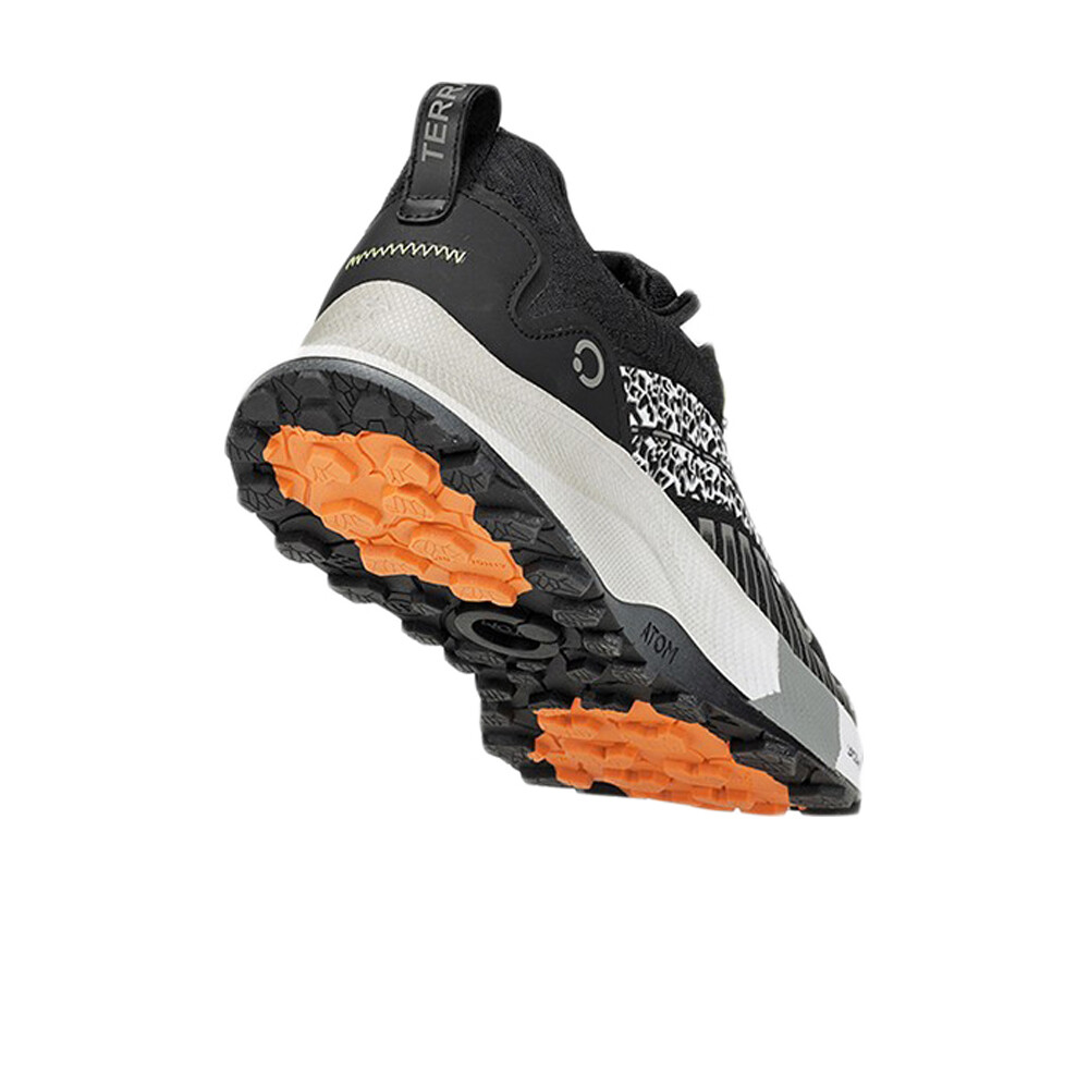 Atom zapatillas trail hombre AT121 puntera