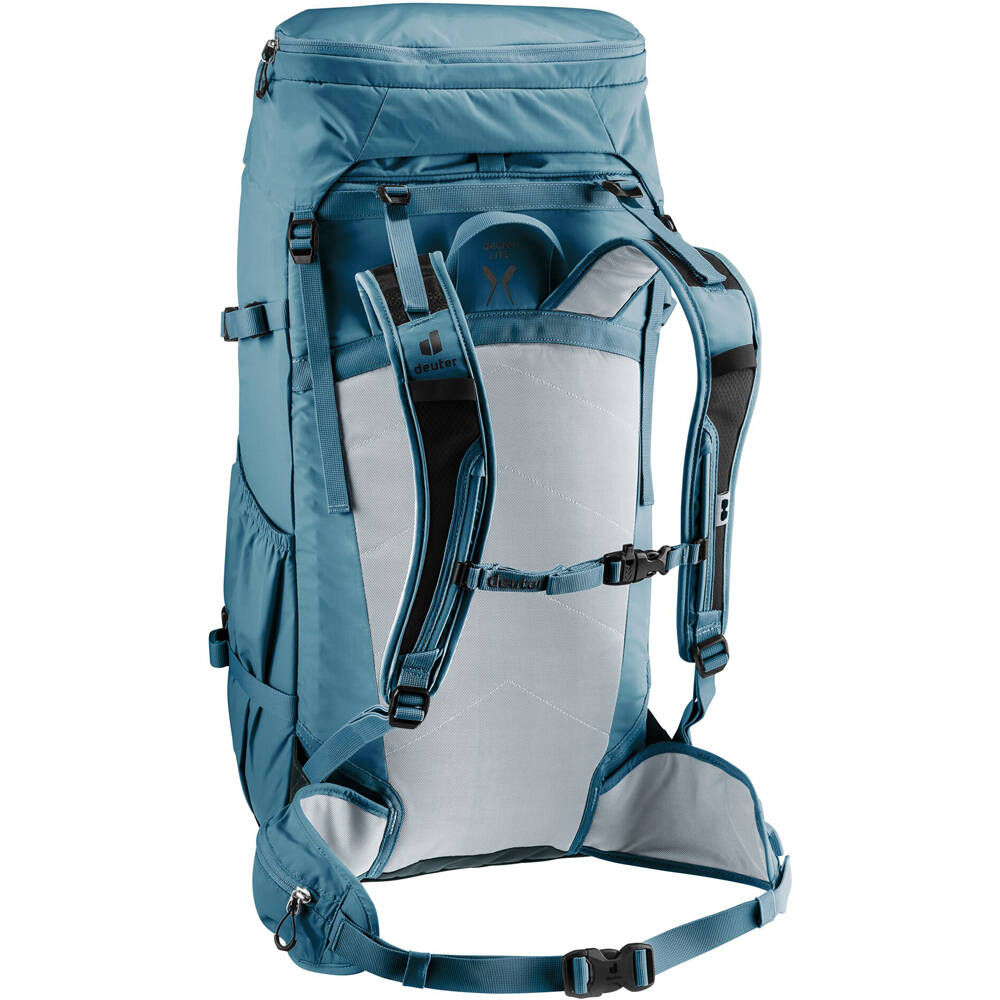 Deuter mochila montaña Gravity Expedition 45+ 03