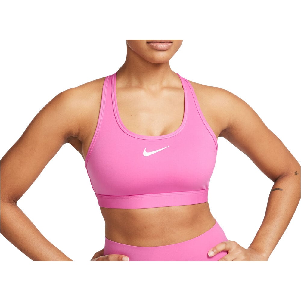 Nike body running mujer W NK SWSH MED SPT BRA vista frontal