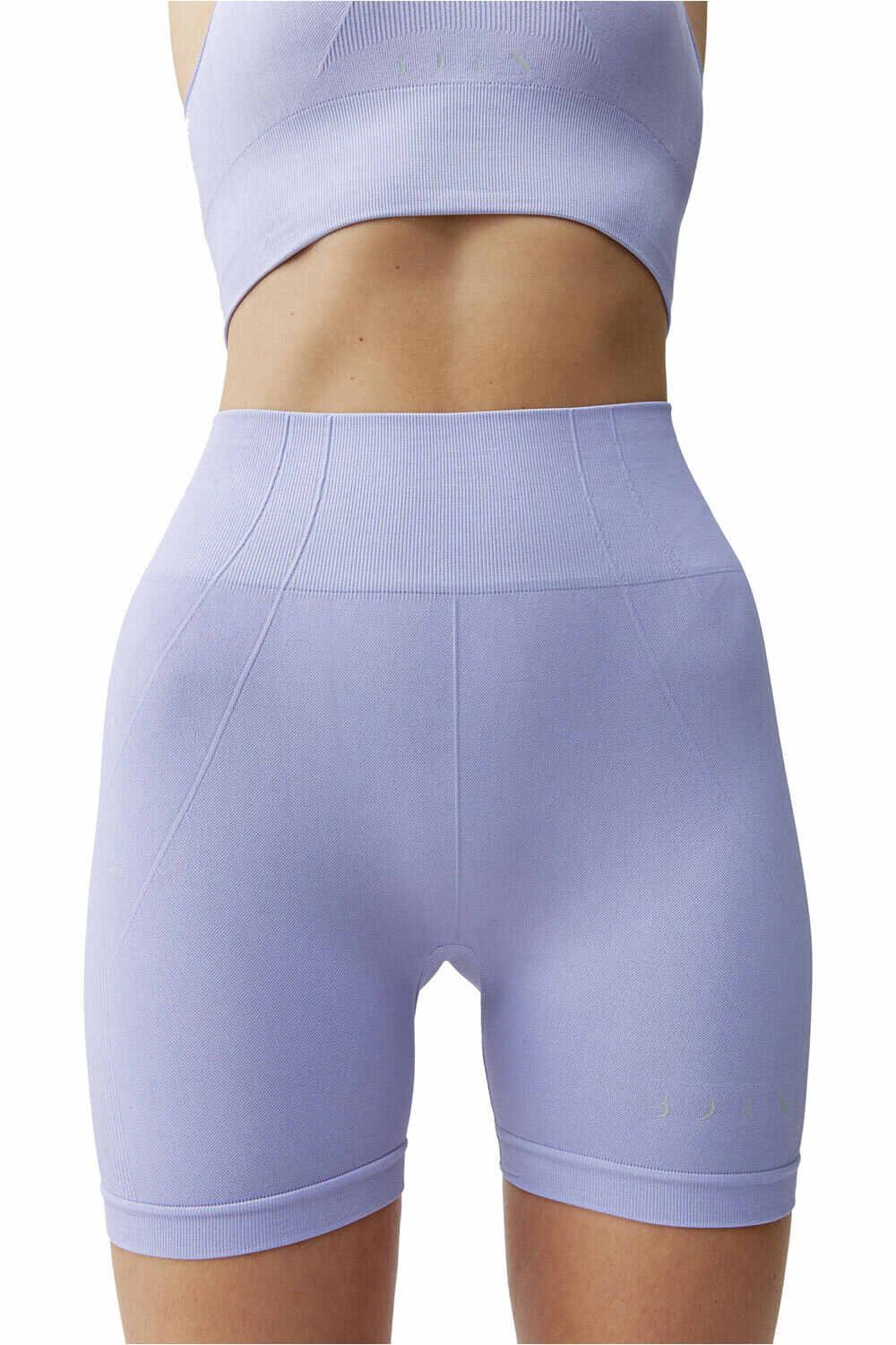 Born Living Yoga pantalones yoga Short Urdhva vista frontal