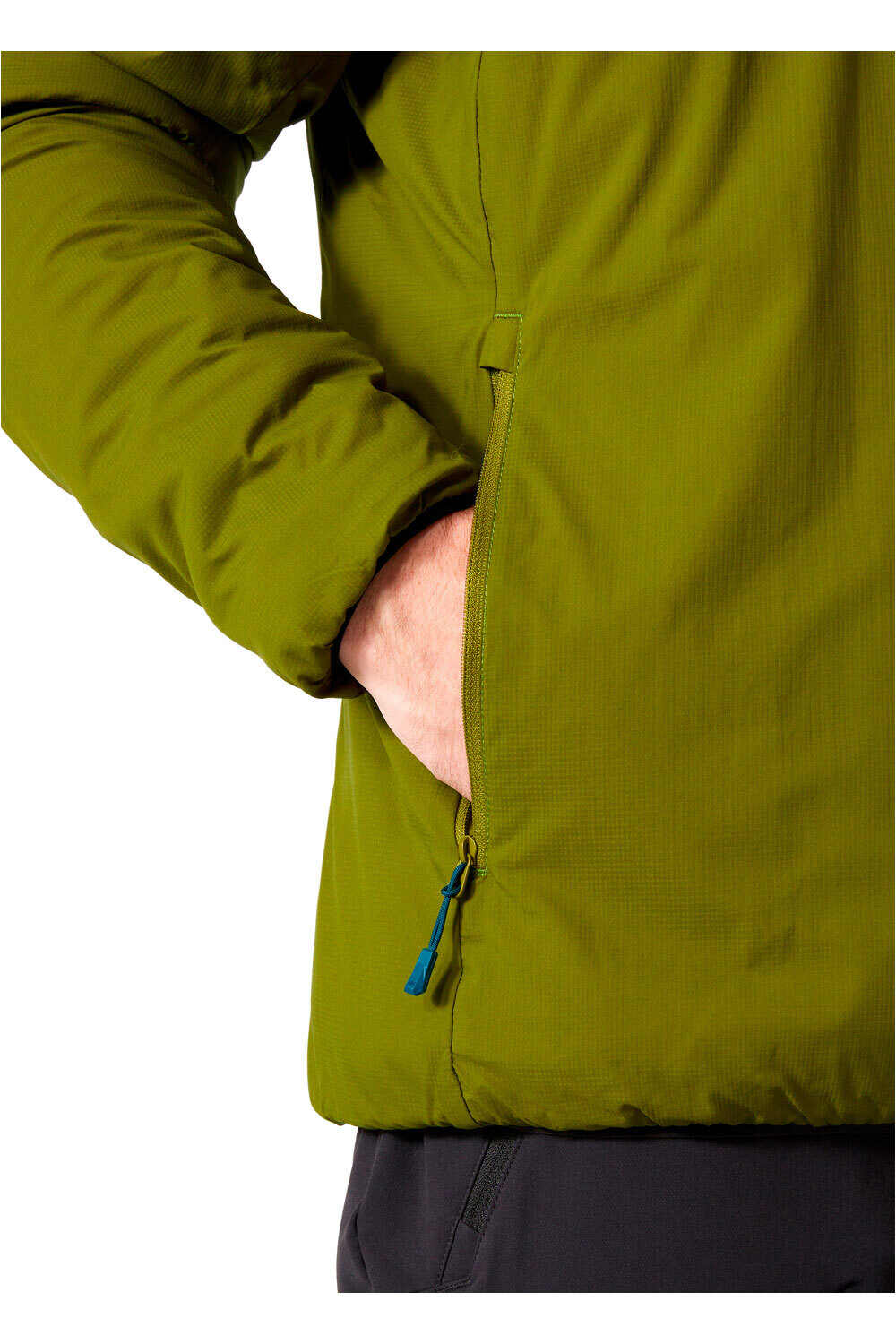 Helly Hansen chaqueta outdoor hombre VERGLAS HOODED INSULATOR vista detalle