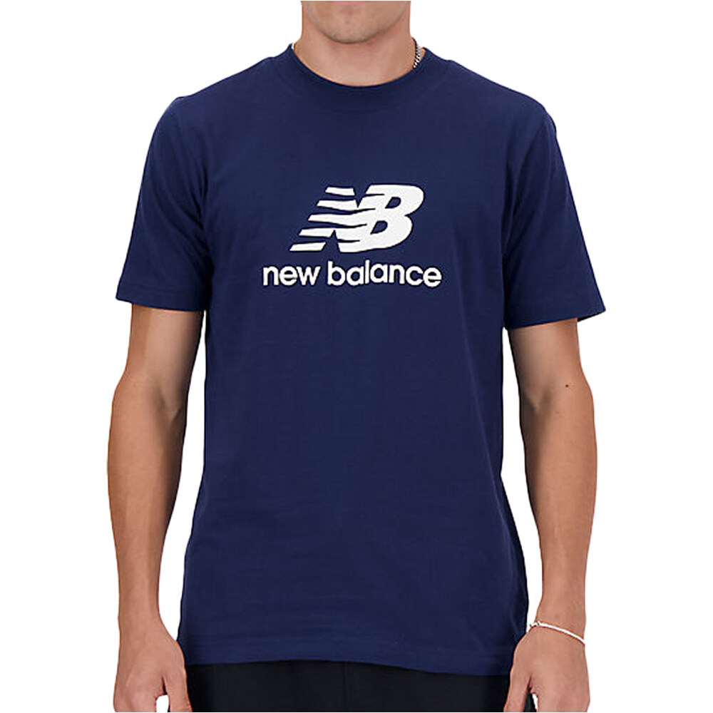 New Balance camiseta manga corta hombre Sport Essentials Logo T-Shirt vista frontal