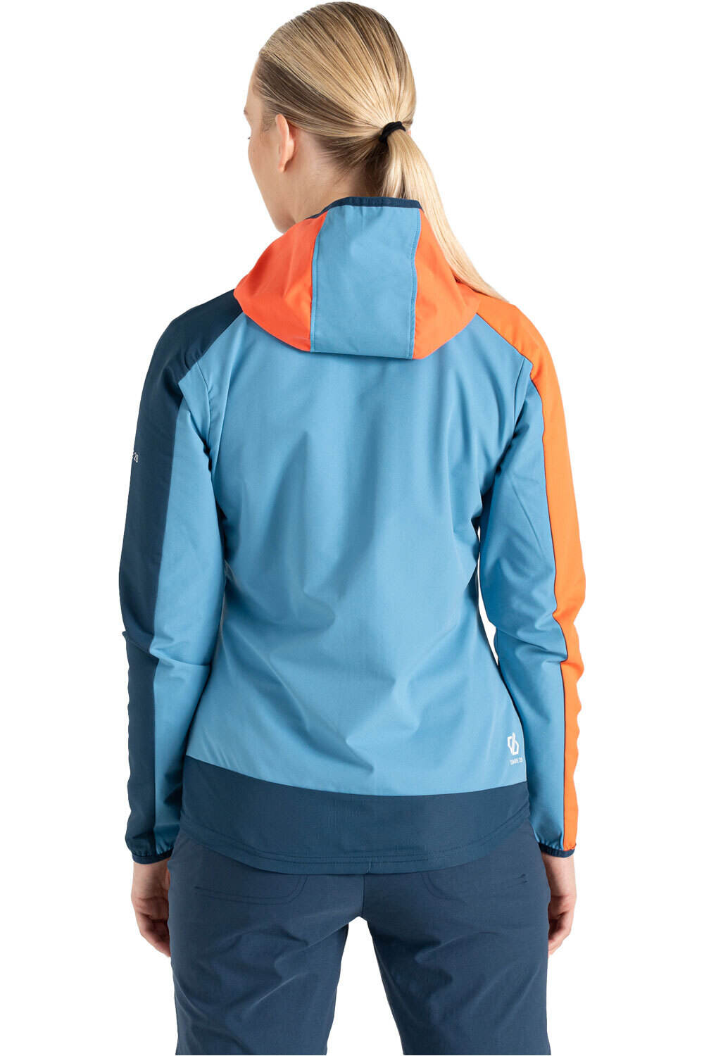 Dare2b chaqueta softshell mujer Avidly II Softshell vista trasera